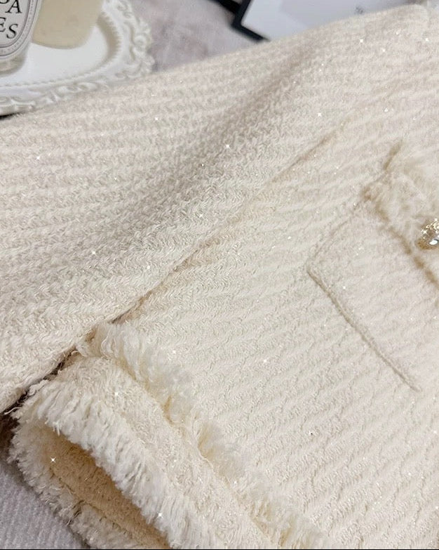 Chic Cream Cropped Blazer 00355