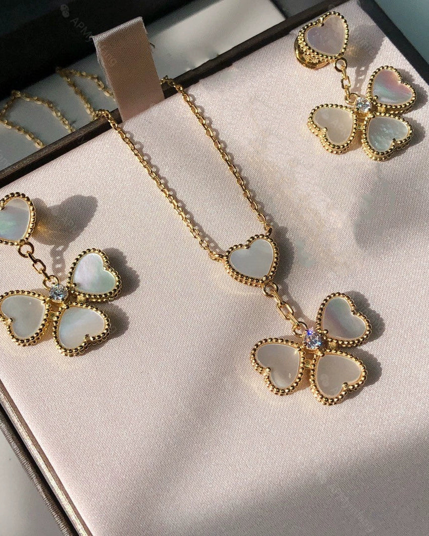 Four-Leaf Heart Mother-of-Pearl Necklace 00526