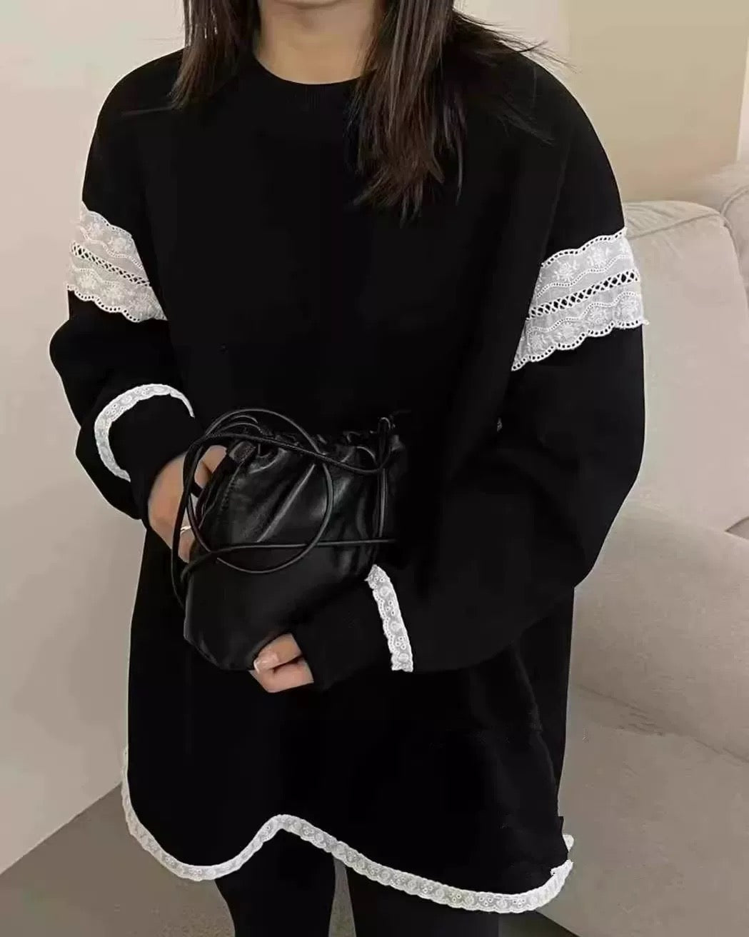 Cozy Lace Pullover 00438