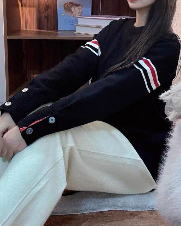 Unisex 3-Stripe Sleeve Knit Sweater 00563