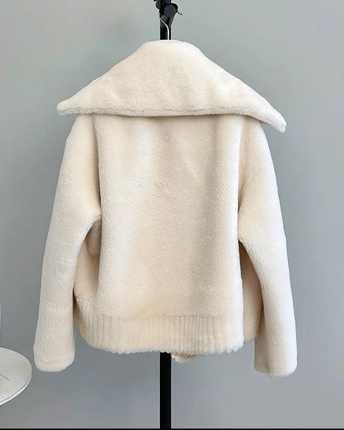 Fuzzy Wool-Blend Short Jacket 00523
