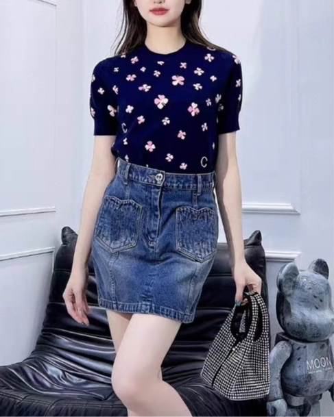 Summer Short-sleeved Sweater with Four-leaf Clover 00098