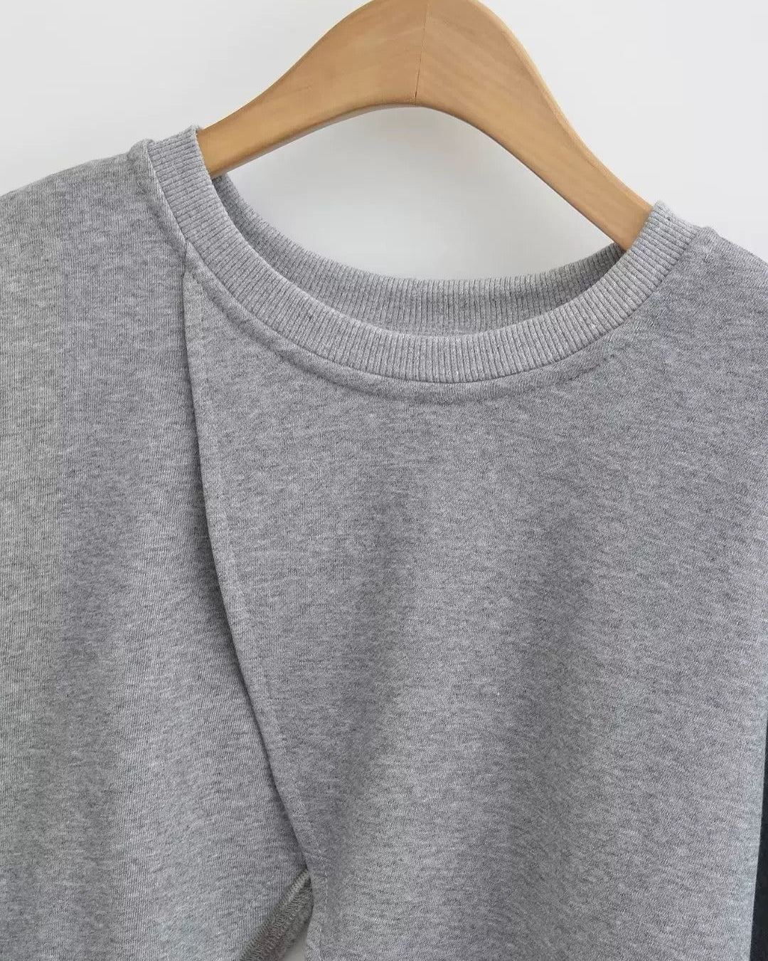 Asymmetric Cross Sweatshirt 00458