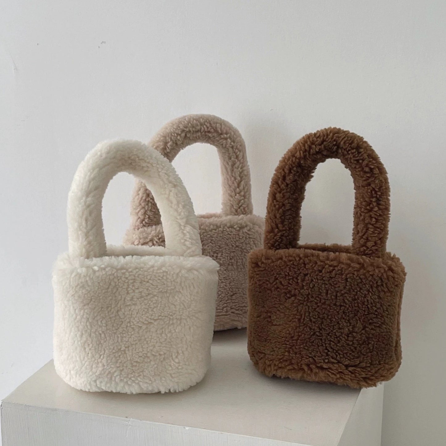 Fluffy Small Bag 00059
