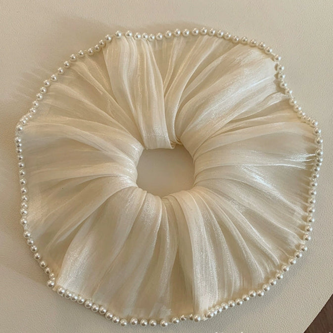 Pearl Veil Scrunchie 00381