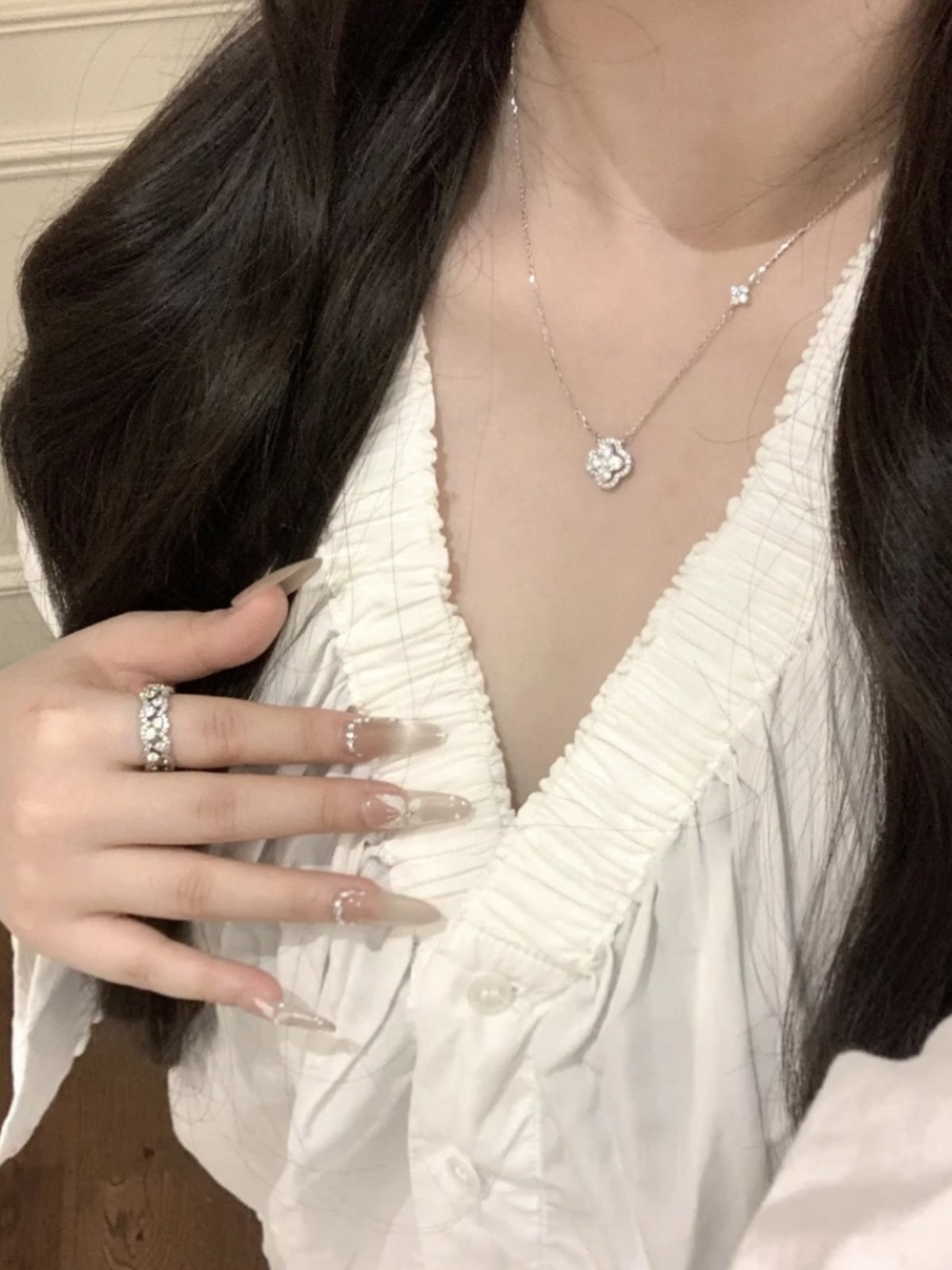 Blossom Glow Necklace 00223