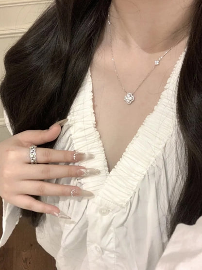Blossom Glow Necklace 00223