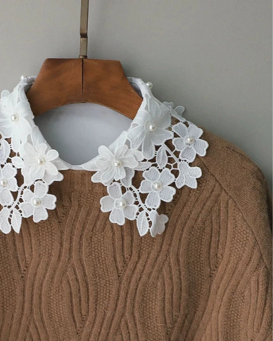 Pearly Floral Collar 00078
