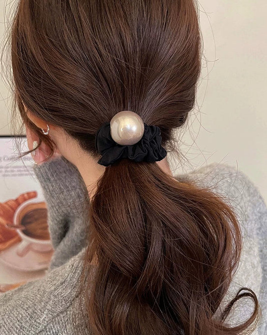 Luxe Bold Pearl Hair Tie 00484