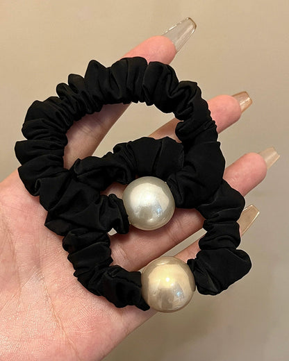 Luxe Bold Pearl Hair Tie 00484