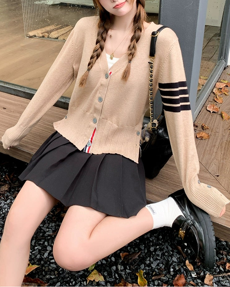 Preppy Style 4-Stripe Knit Cardigan 00574