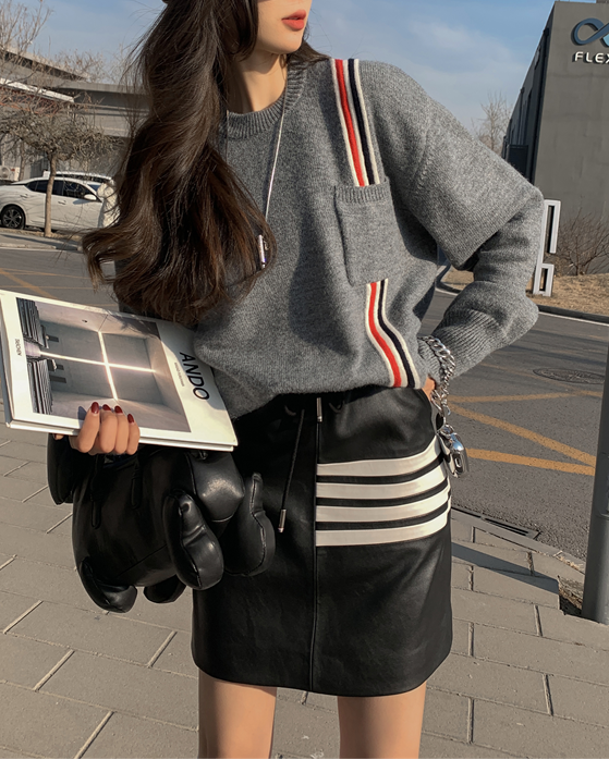 Cozy Color-Block Knit Top 00560