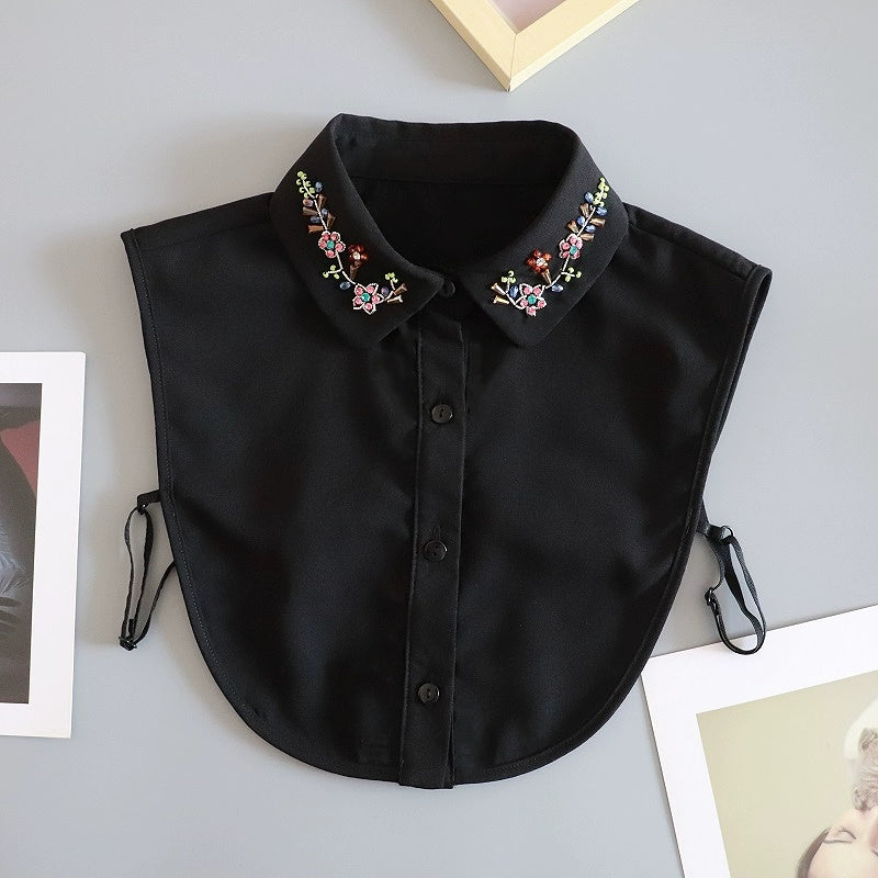 Collar with Floral Jewel 00074