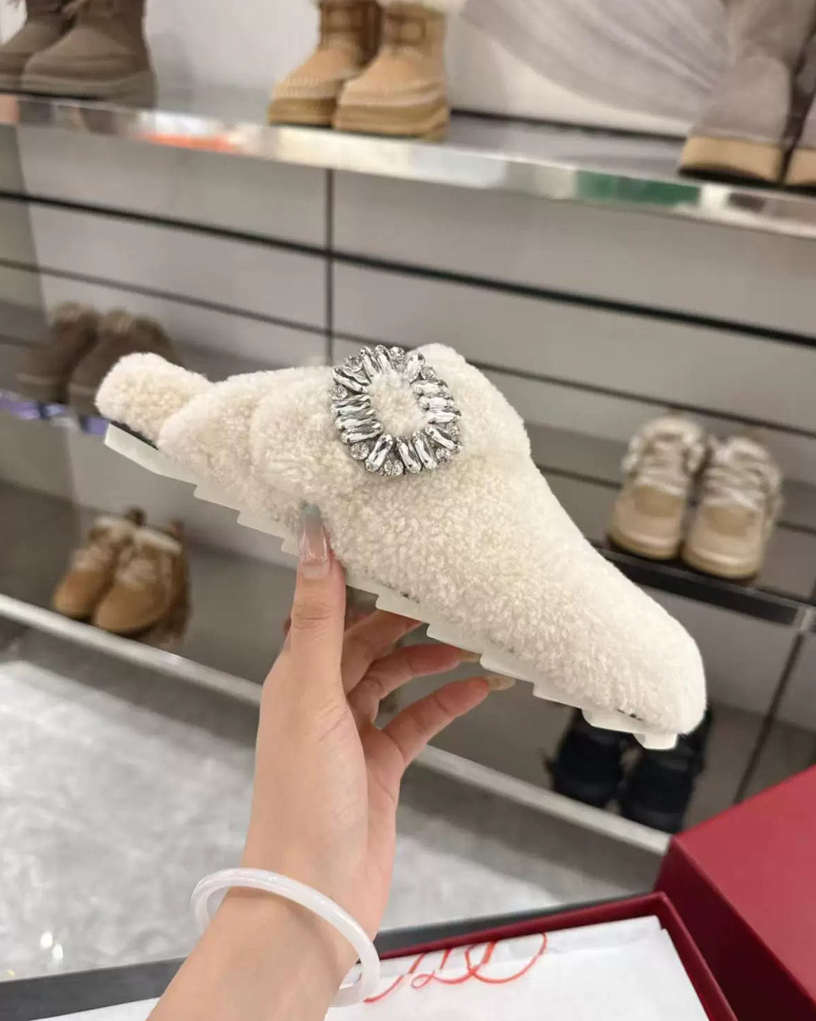 Crystal Bloom Fuzzy Slides 00504