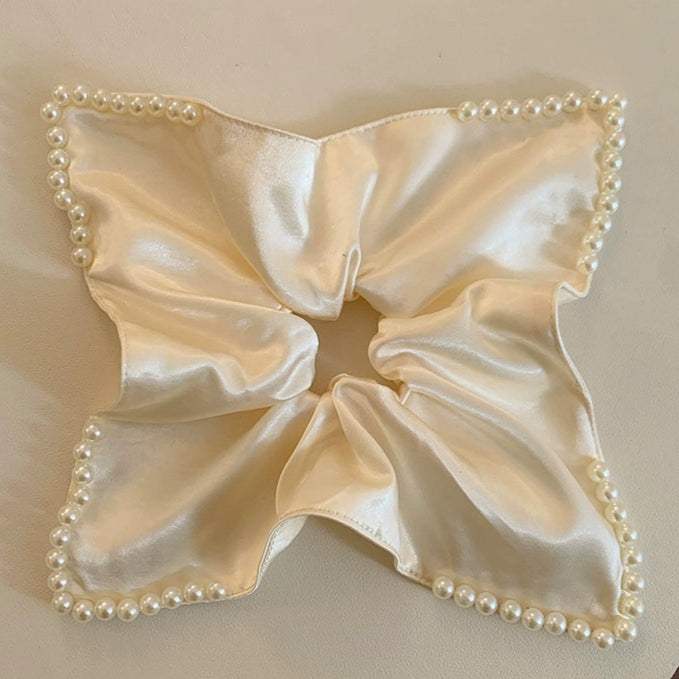 Pearl Frame Scrunchie 00382