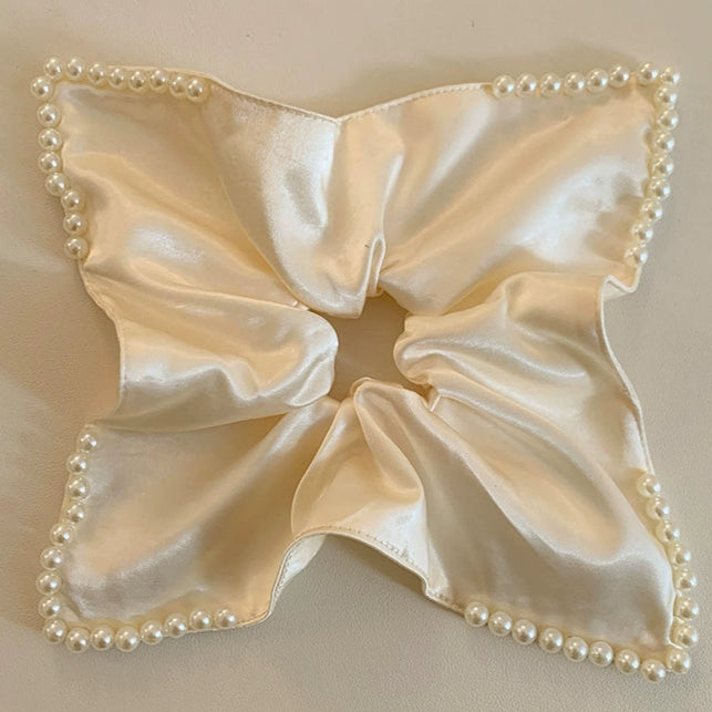 Pearl Frame Scrunchie 00382