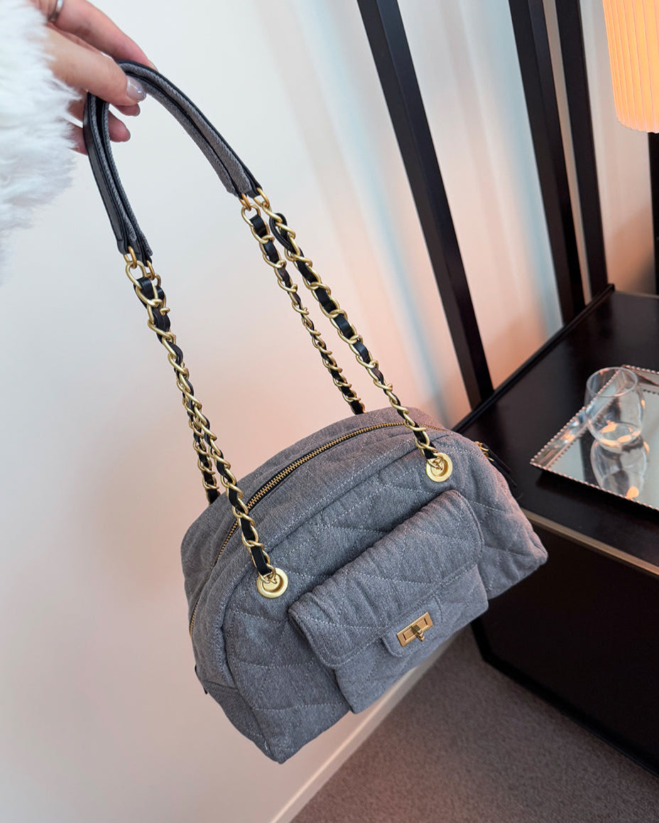 Celeste Chain Boston 00144