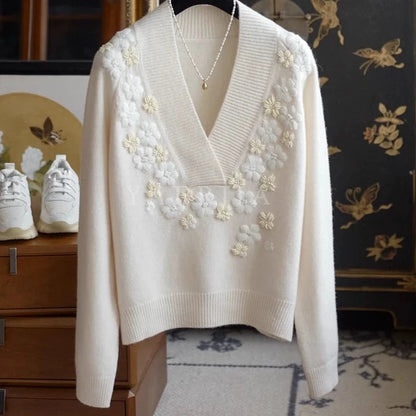 Floral Embroidery White Knit 00040