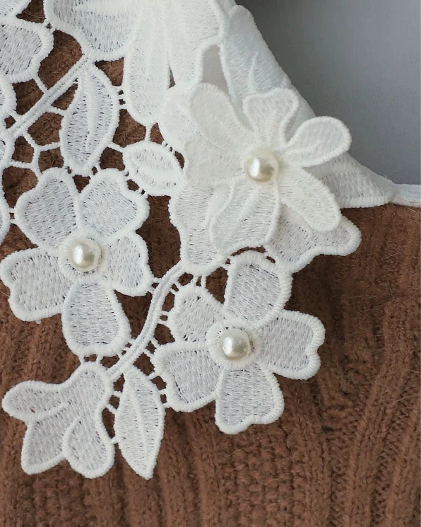 Pearly Floral Collar 00078
