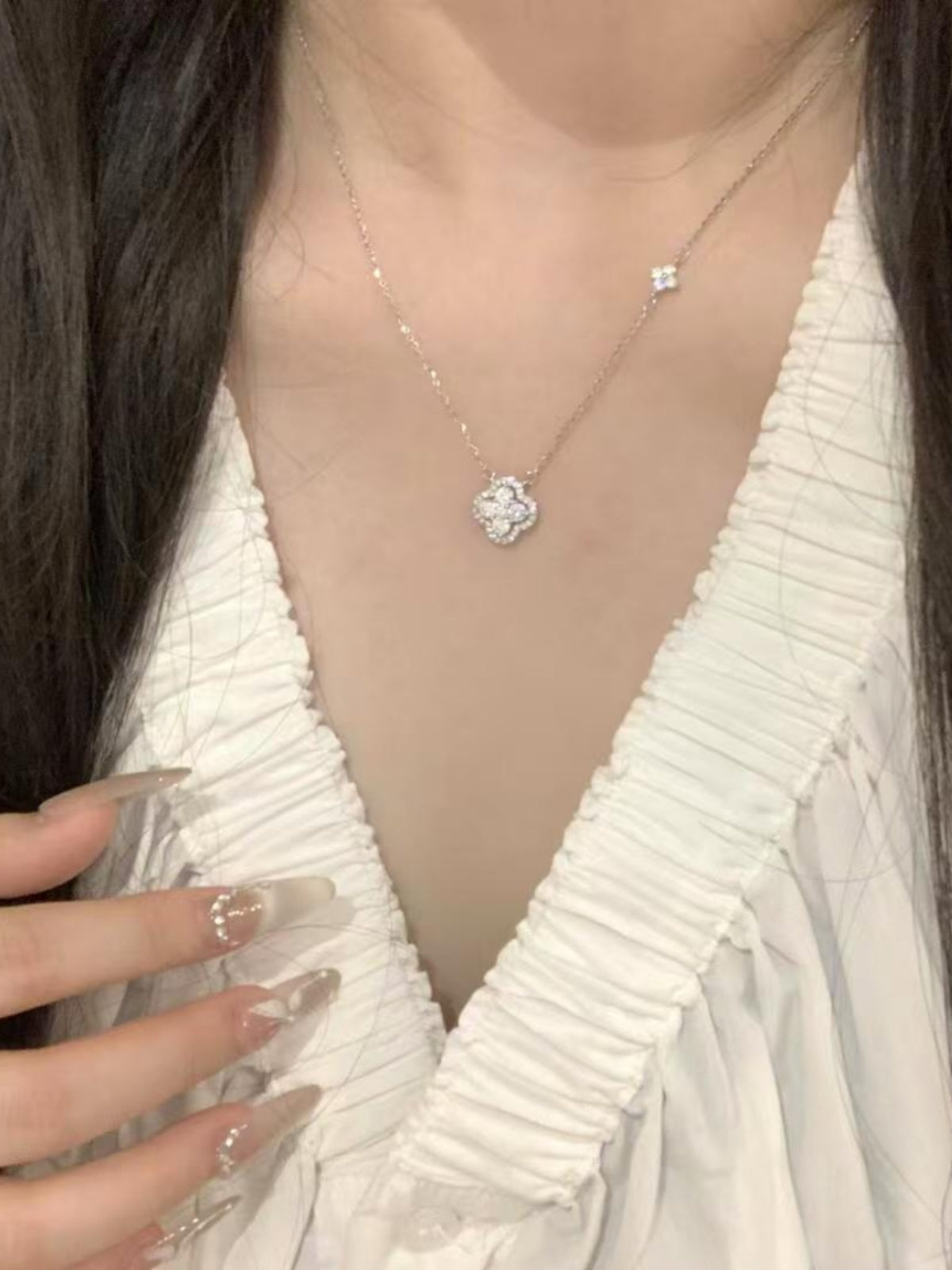 Blossom Glow Necklace 00223
