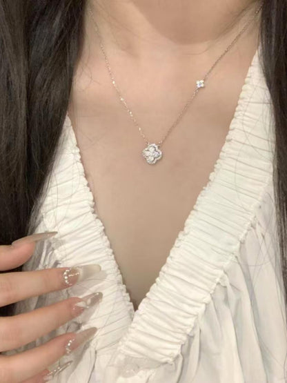 Blossom Glow Necklace 00223