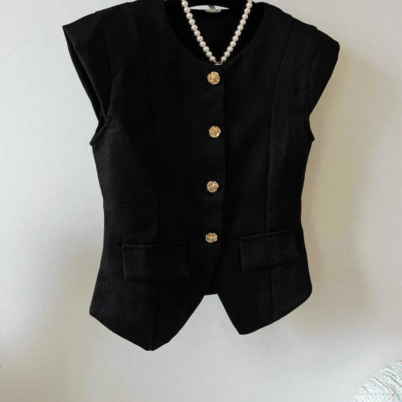 Sleeveless Tailored Vest 00174