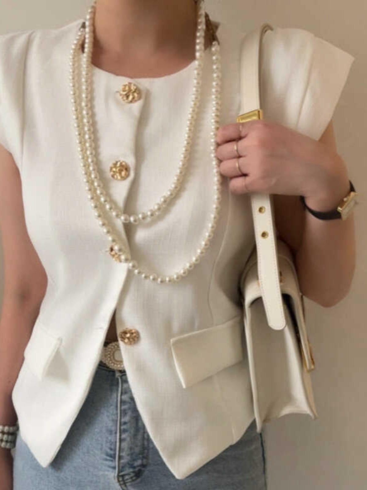 Sleeveless Tailored Vest 00174