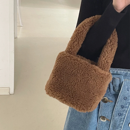Fluffy Small Bag 00059