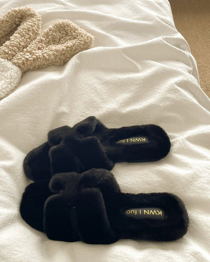 Cloudy Soft Fur Slides 00505